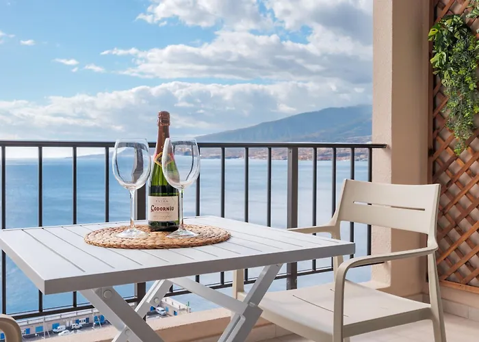 Διαμέρισμα Oceanview With Balcony Radazul